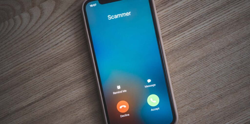 Scammer calling on cell phone